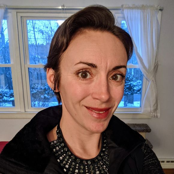 Meet your Posher, Ashley - Picture 1 of 1